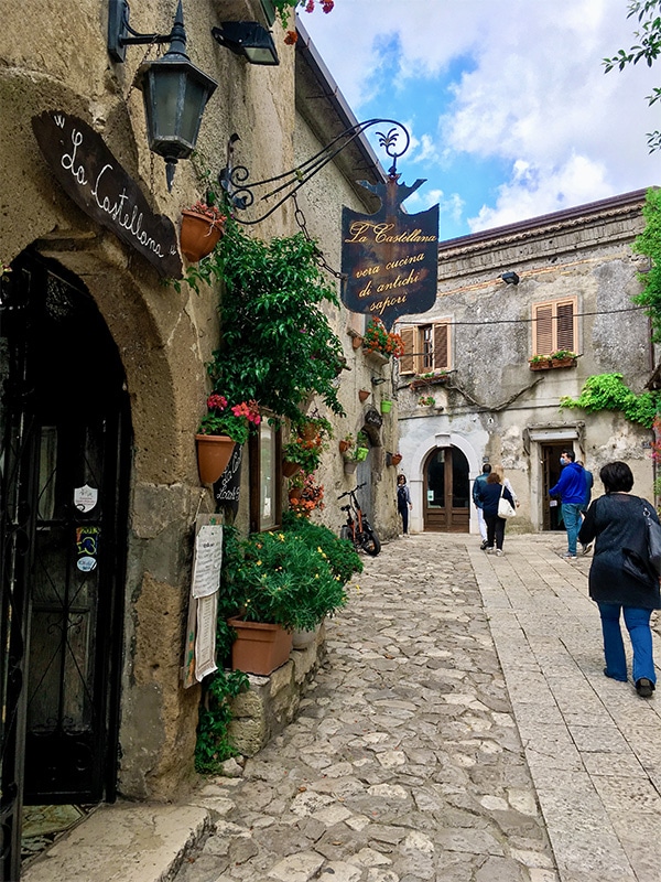 Borgo medievale di Casertavecchia: pizzerie e ristoranti