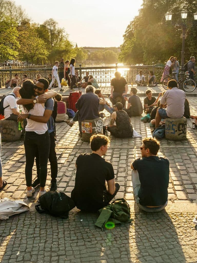 Quartieri per giovani a Berlino dove socializzare e bere una buona birra